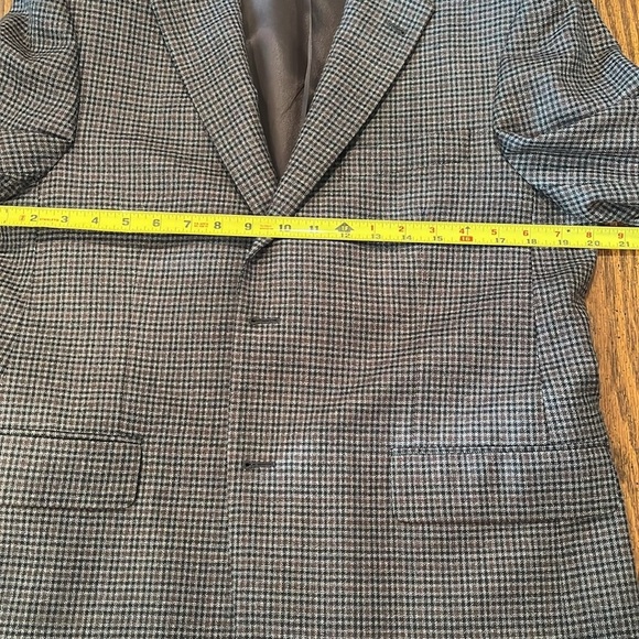 BURBERRY London Men’s Sport Coat Made in the USA 🇺🇸 52 Silk/ 48 Wool 40 SHT - Picture 9 of 13